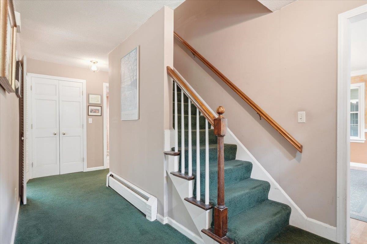 490 Juniper Ridge Shelburne, VT 05482 - Photo 6 of 58
