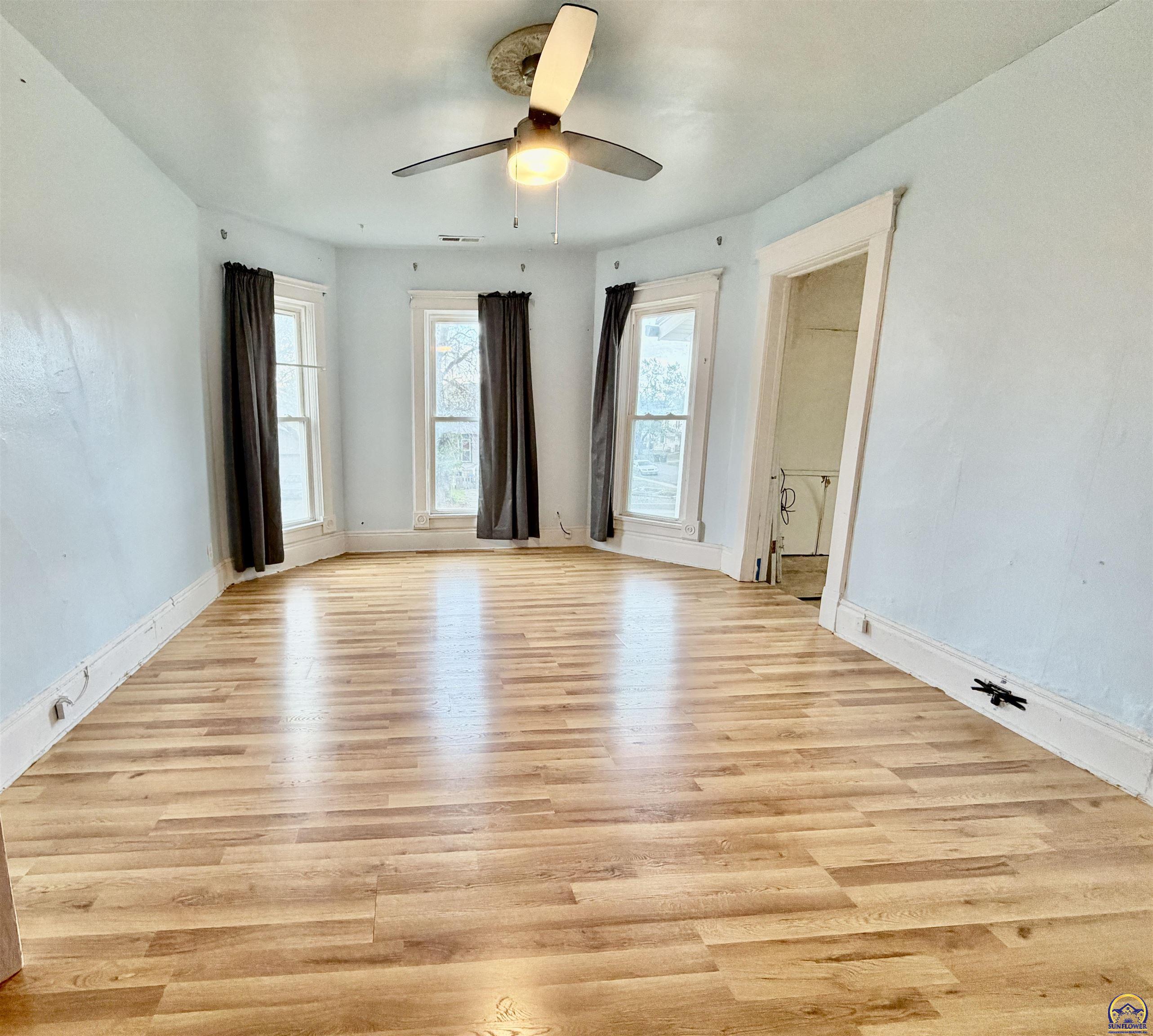 1706 Southwest 15th Street Topeka, KS 66604 - Photo 5 of 16