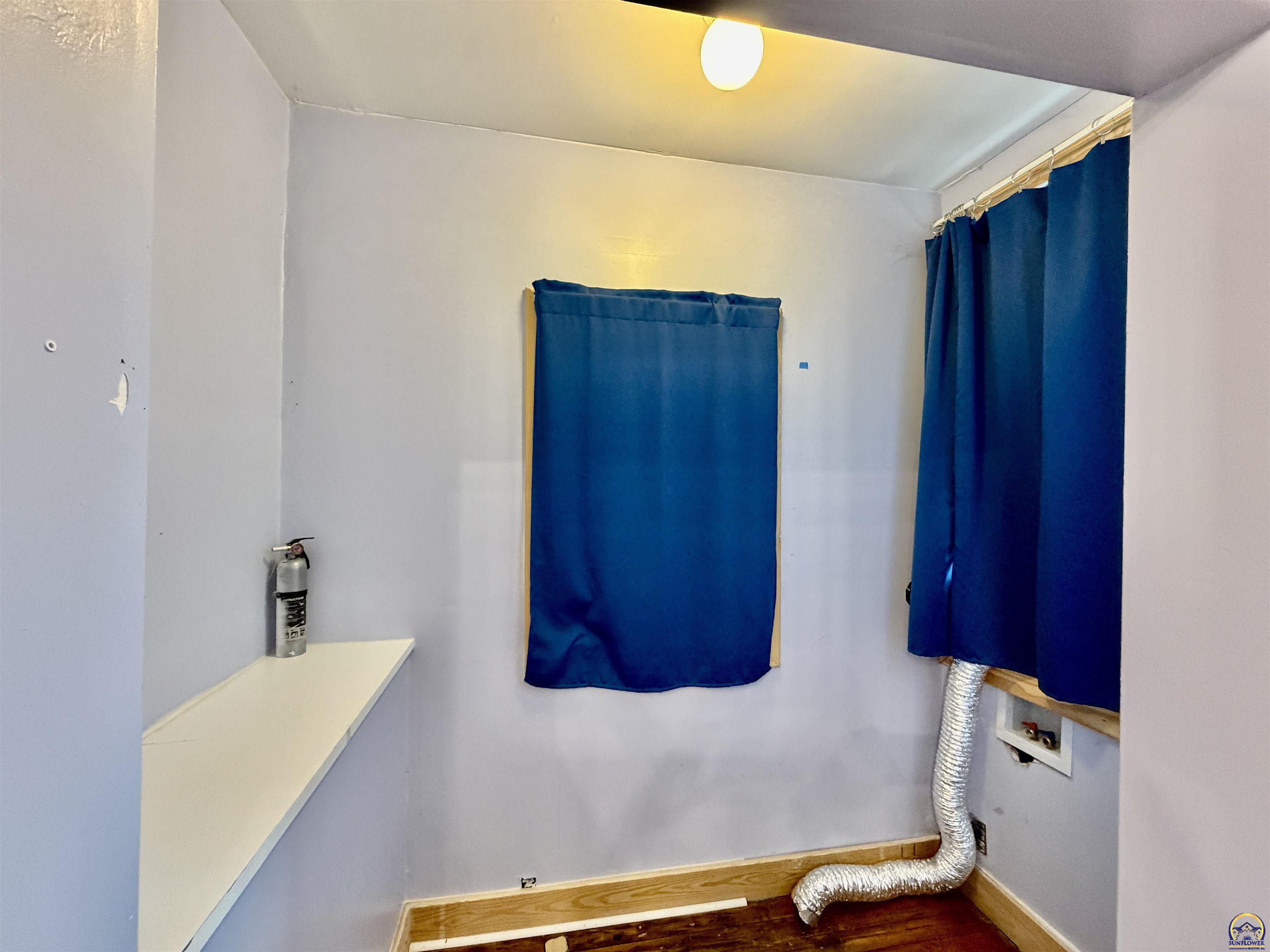 1706 Southwest 15th Street Topeka, KS 66604 - Photo 7 of 16