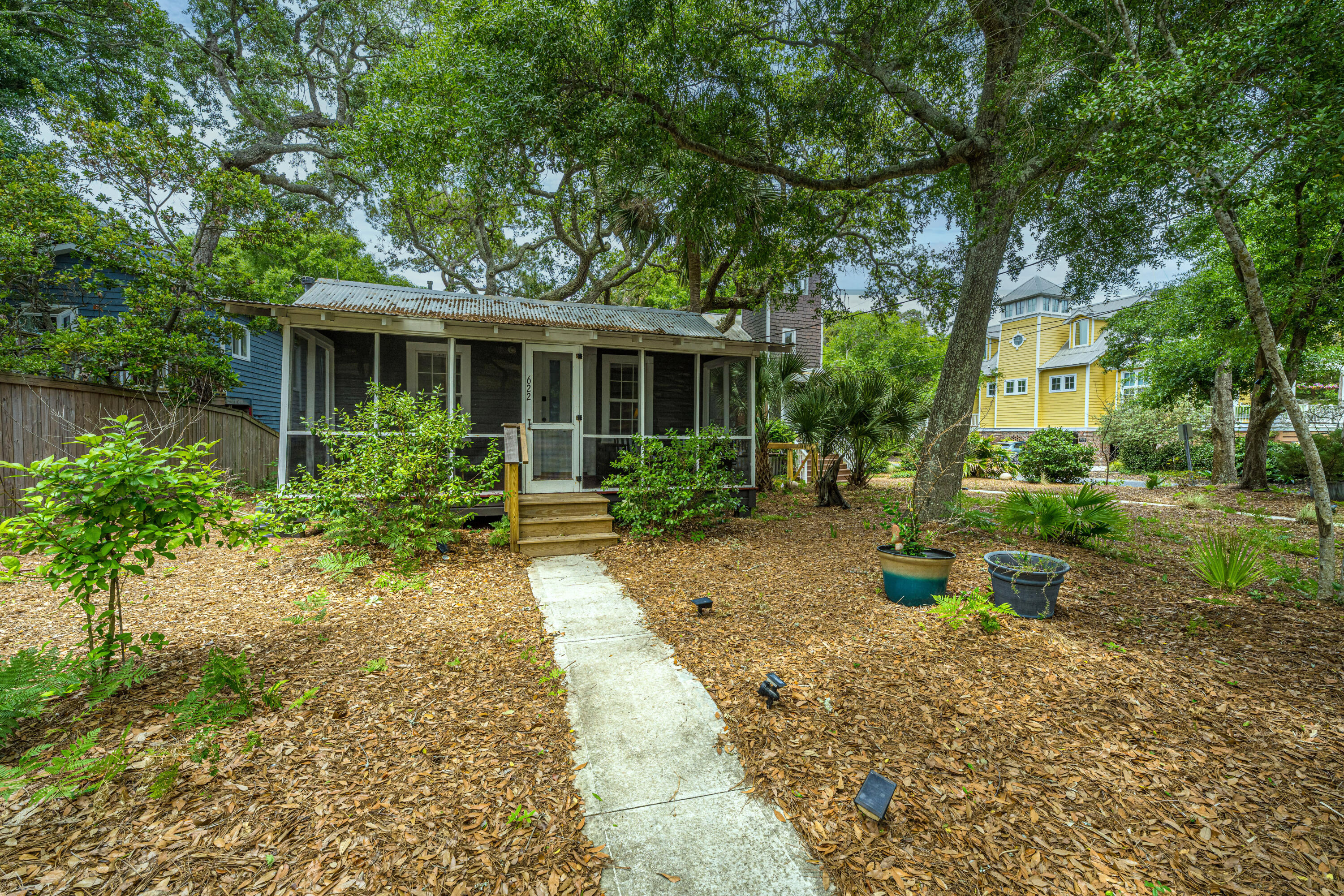 622 East Cooper Avenue Folly Beach, SC 29439 - Photo 6 of 51 622ECooperAve006