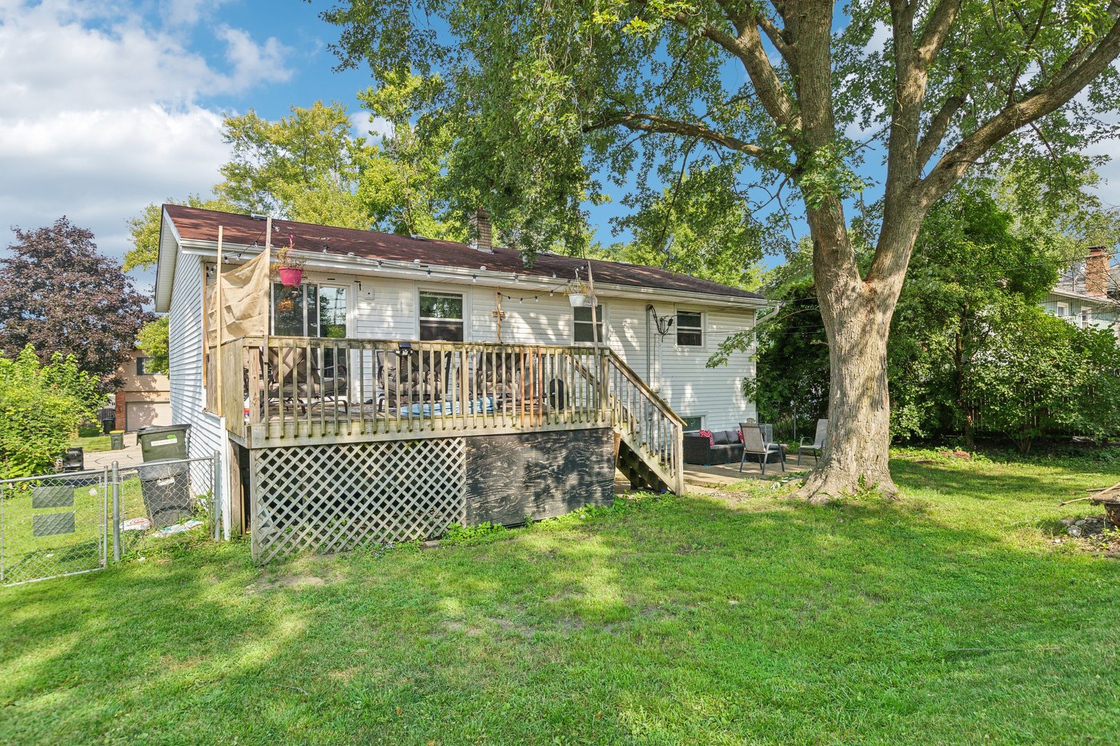 313 Crest Drive Cary, IL 60013 - Photo 29 of 33