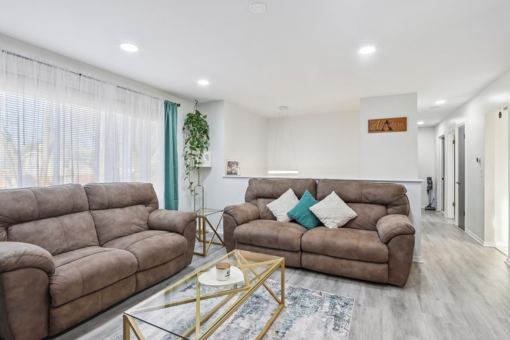 313 Crest Drive Cary, IL 60013 - Photo 5 of 33