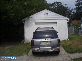 104 Chews Landing Road Clementon, NJ 08021 - Photo 3 of 8 Garage