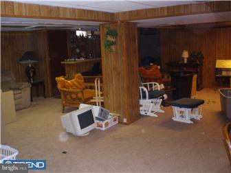 104 Chews Landing Road Clementon, NJ 08021 - Photo 7 of 8 Basement - Finished