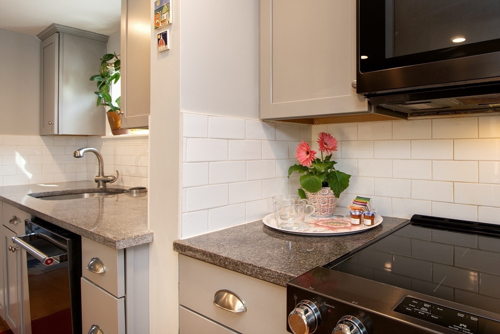 101 Booth Hill Road Scituate, MA 02066 - Photo 20 of 37 Gallery Image 20