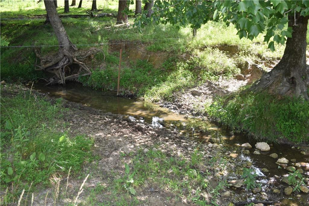 11 Oscar Calloway Road Thurmond, NC 28683 - Photo 8 of 20