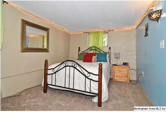 1120 Eastern Valley Road Bessemer, AL 35020 - Photo 26 of 32