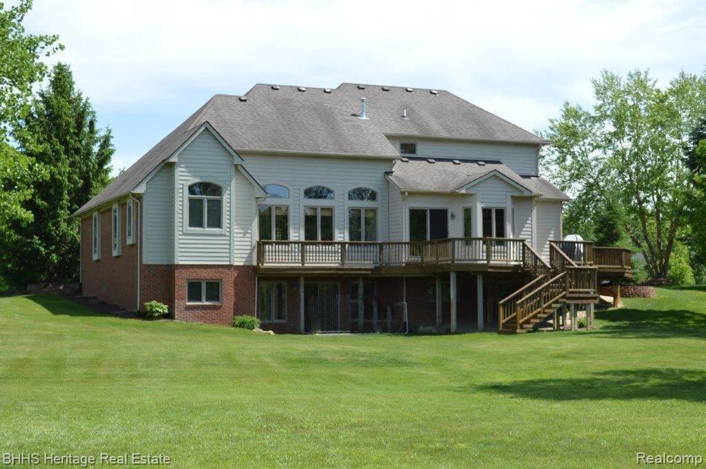 9665 Quail Ridge Run Brighton, MI 48114 - Photo 11 of 73 70295a.jpg