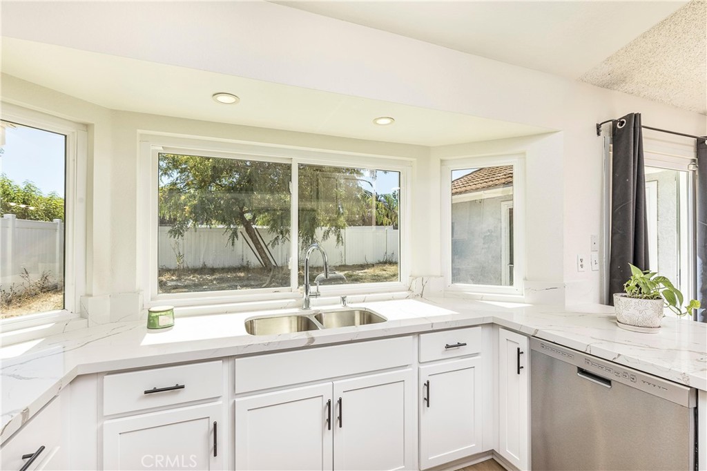 45586 Rainbow Canyon Road Temecula, CA 92592 - Photo 14 of 24