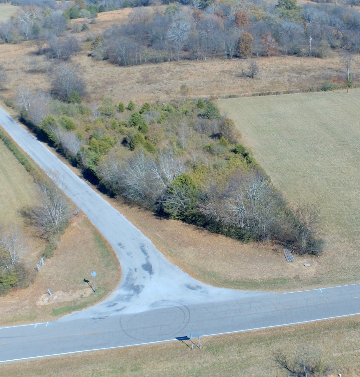 1 Jett Road Pulaski, TN 38478 - Photo 4 of 32 Gallery Image 4