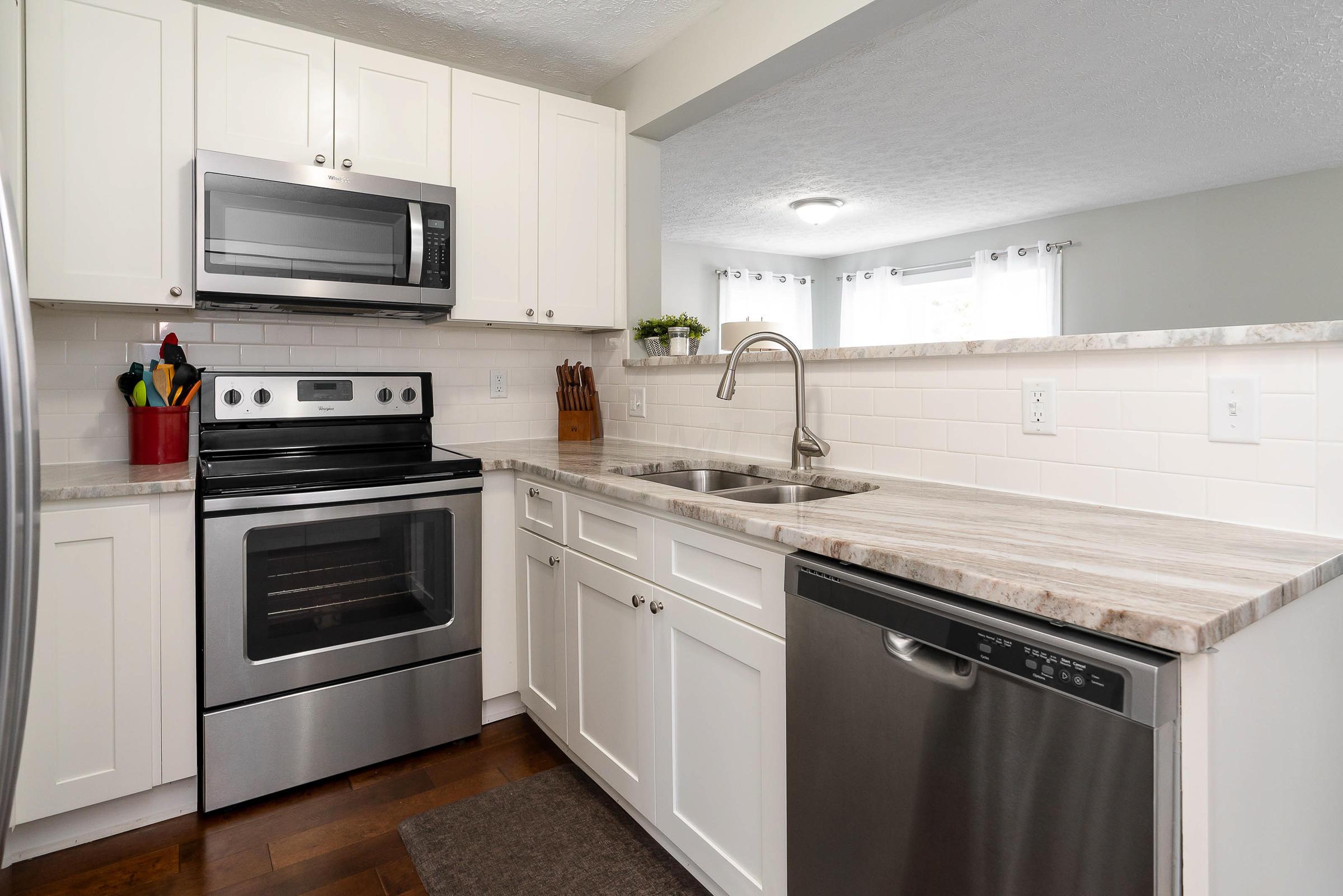 223 North Gould Road Columbus, OH 43209 - Photo 11 of 40