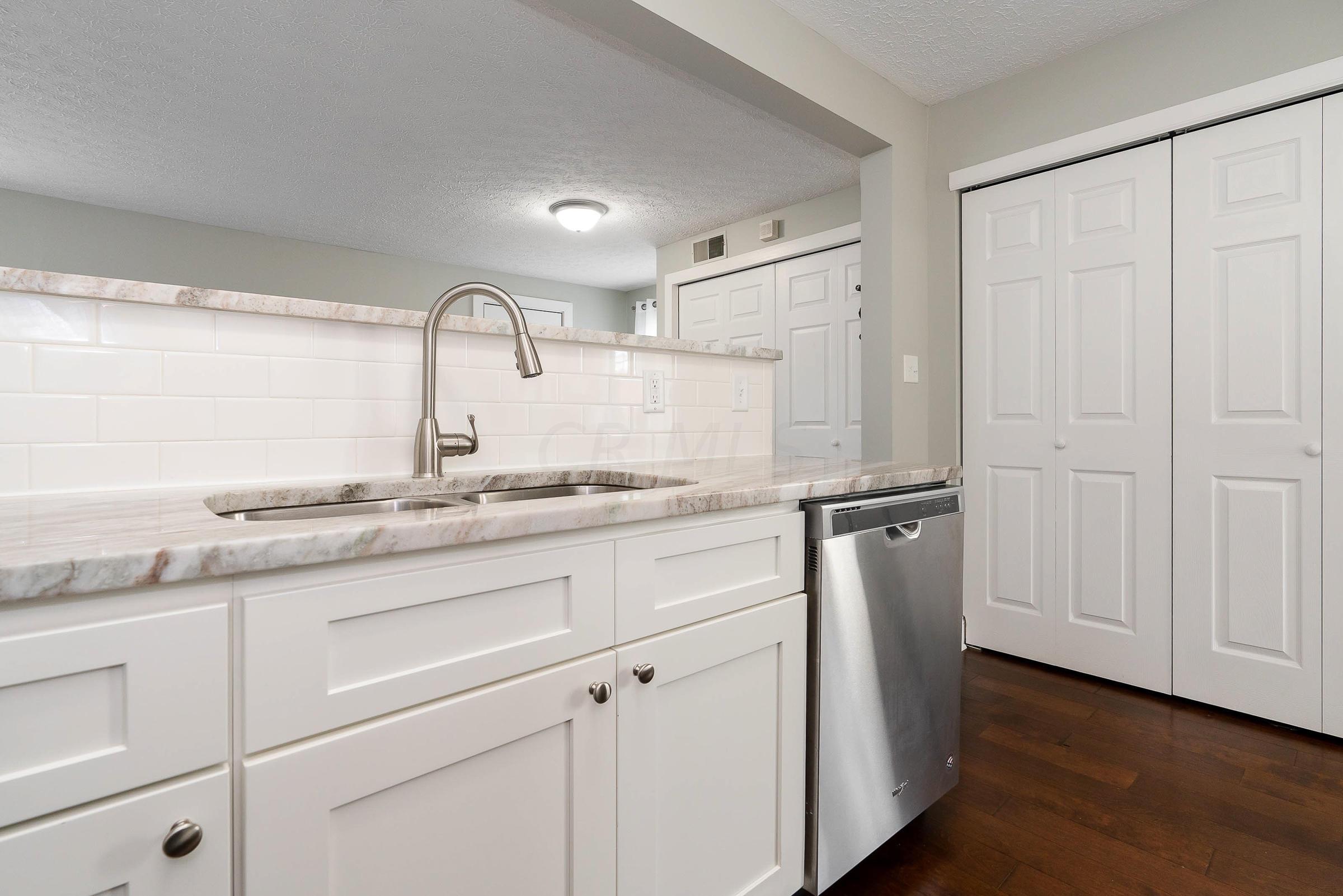 223 North Gould Road Columbus, OH 43209 - Photo 13 of 40