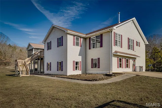 $1,000,000 | 107 Wildhorse Road, Farmington, MO 63640