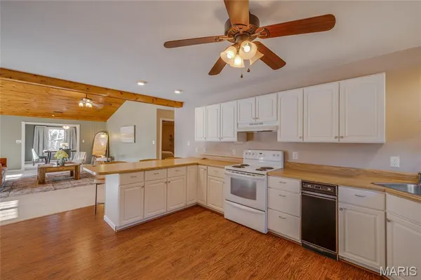 $925,000 | 107 Wildhorse Road, Farmington, MO 63640