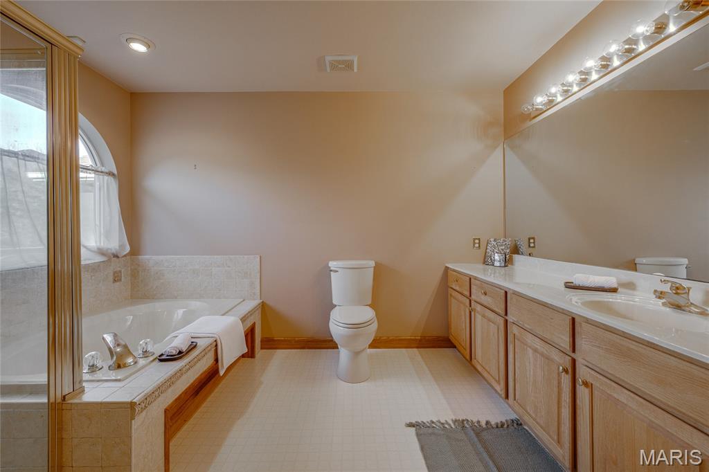 107 Wildhorse Road Farmington, MO 63640 - Photo 17 of 70