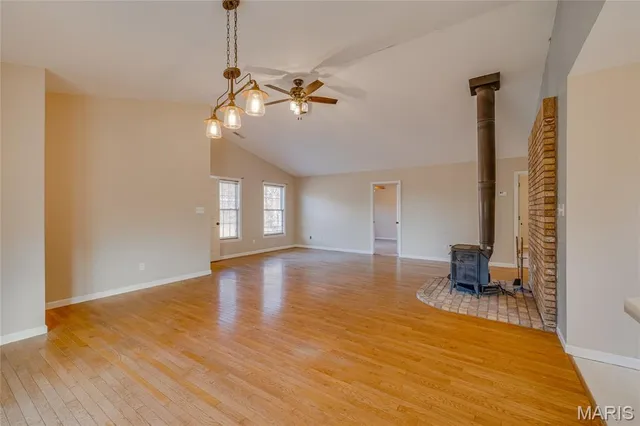 $1,000,000 | 107 Wildhorse Road, Farmington, MO 63640