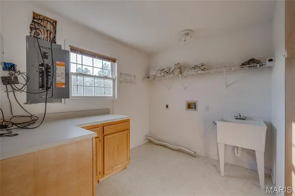 $899,000 | 107 Wildhorse Road, Farmington, MO 63640