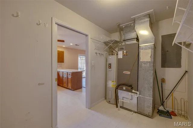 $1,000,000 | 107 Wildhorse Road, Farmington, MO 63640