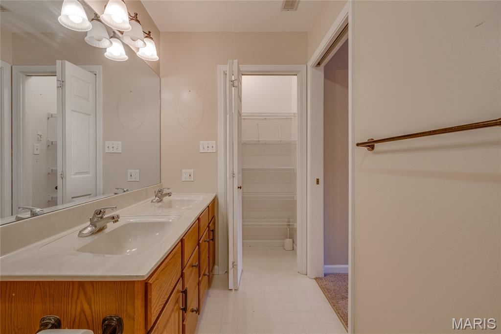 107 Wildhorse Road Farmington, MO 63640 - Photo 43 of 70