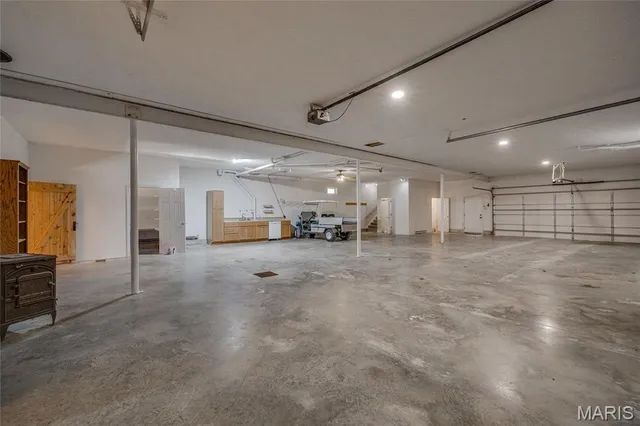 $1,000,000 | 107 Wildhorse Road, Farmington, MO 63640