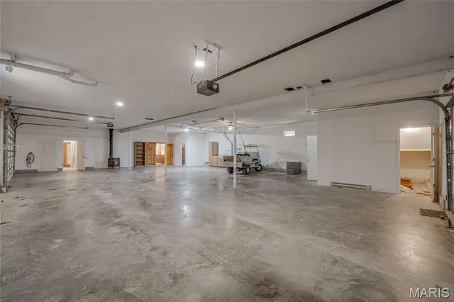 $1,000,000 | 107 Wildhorse Road, Farmington, MO 63640