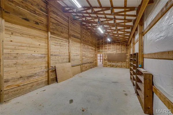 $925,000 | 107 Wildhorse Road, Farmington, MO 63640