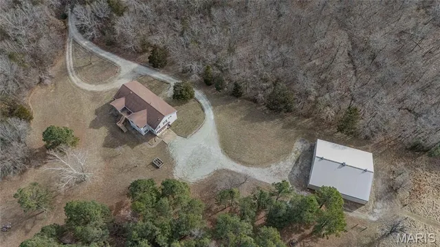 $1,000,000 | 107 Wildhorse Road, Farmington, MO 63640