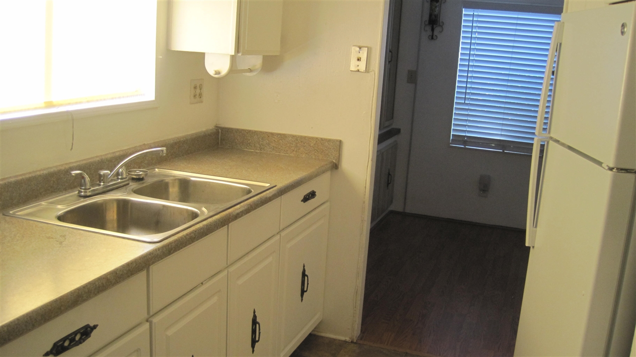 9459 Mission Gorge Road, Unit 2 Santee, CA 92071 - Photo 5 of 20