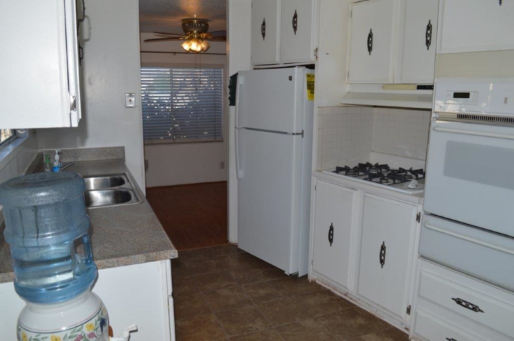 9459 Mission Gorge Road, Unit 2 Santee, CA 92071 - Photo 6 of 20