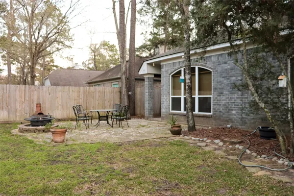 $449,000 | 42 Tranquil Glade Place, The Woodlands, TX 77381