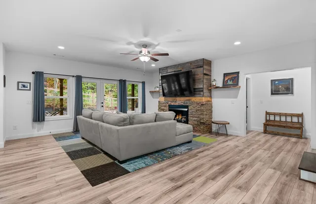 $949,000 | 1668 Deyton Drive, Blairsville, GA 30512