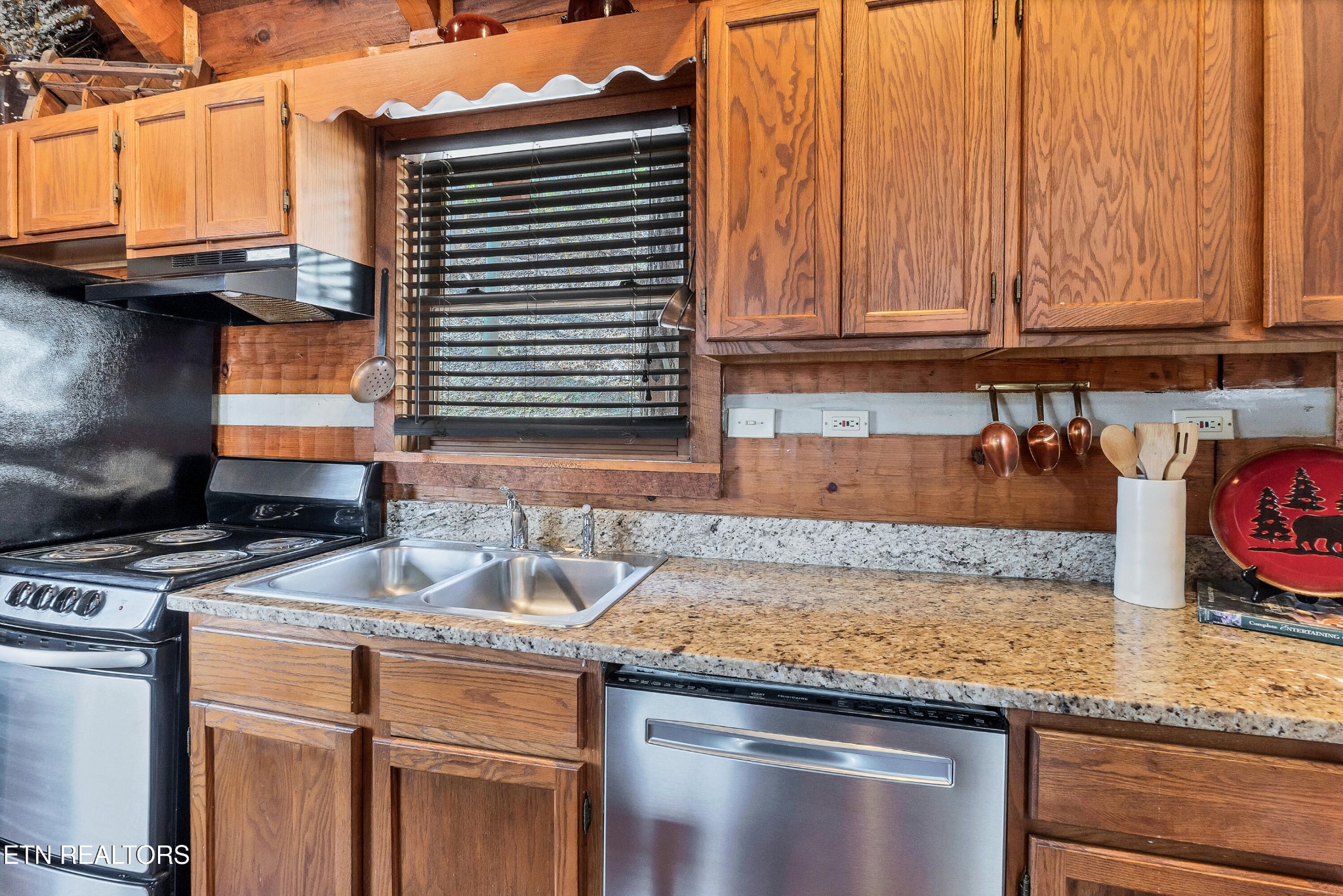 151 Timberwinds Way Townsend, TN 37882 - Photo 13 of 33 Gallery Image 13
