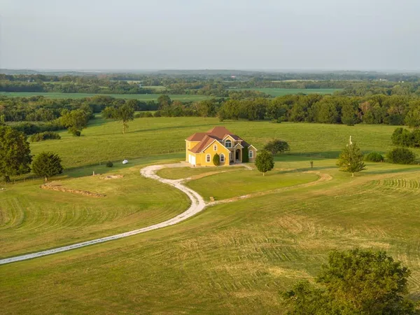 $685,000 | 35415 Main City Road, Drexel, MO 64742