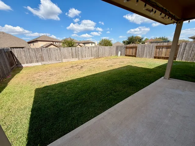 $2,200 | 26922 Henson Falls Drive, Katy, TX 77494