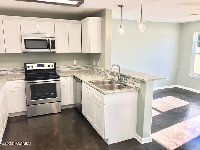 $148,649 | 1606 Dehart Drive, Unit A, New Iberia, LA 70560