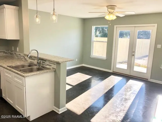 $148,649 | 1606 Dehart Drive, Unit A, New Iberia, LA 70560