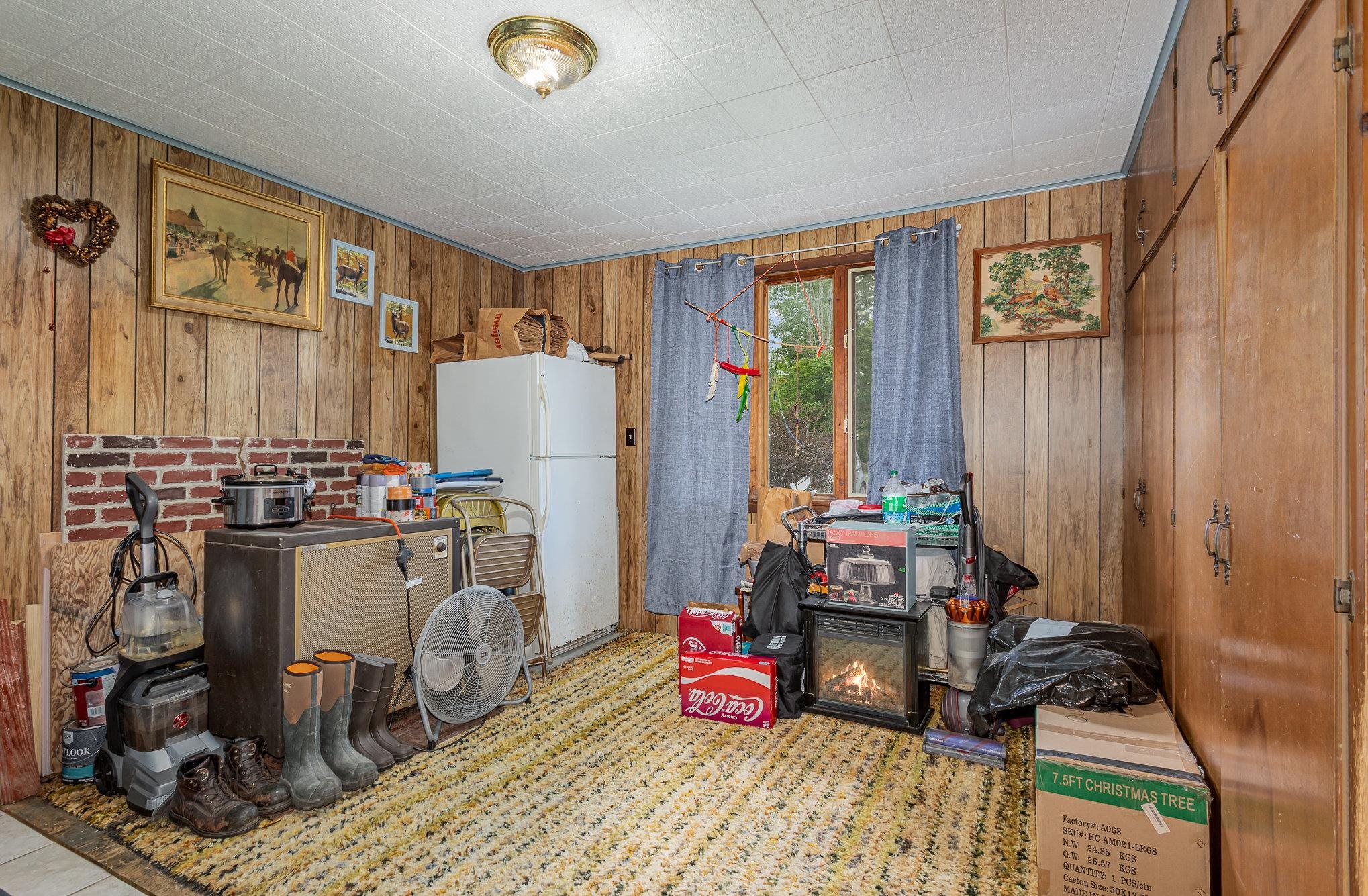 10827 Carter Road Freeland, MI 48623 - Photo 16 of 36
