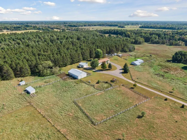 $1,399,000 | 5410 253rd Avenue Northeast, Stacy, MN 55079