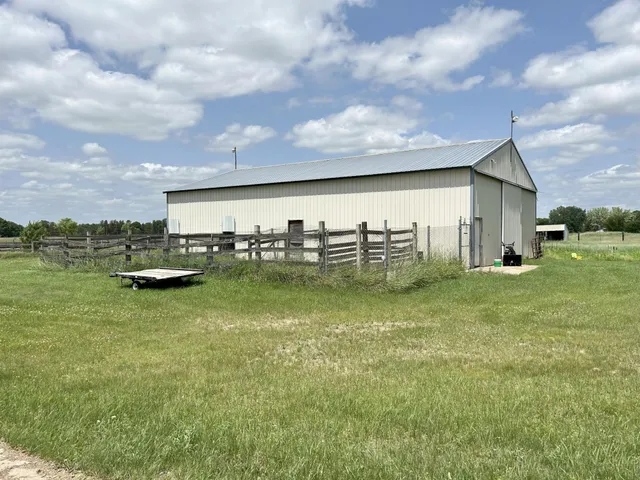 $1,399,000 | 5410 253rd Avenue Northeast, Stacy, MN 55079