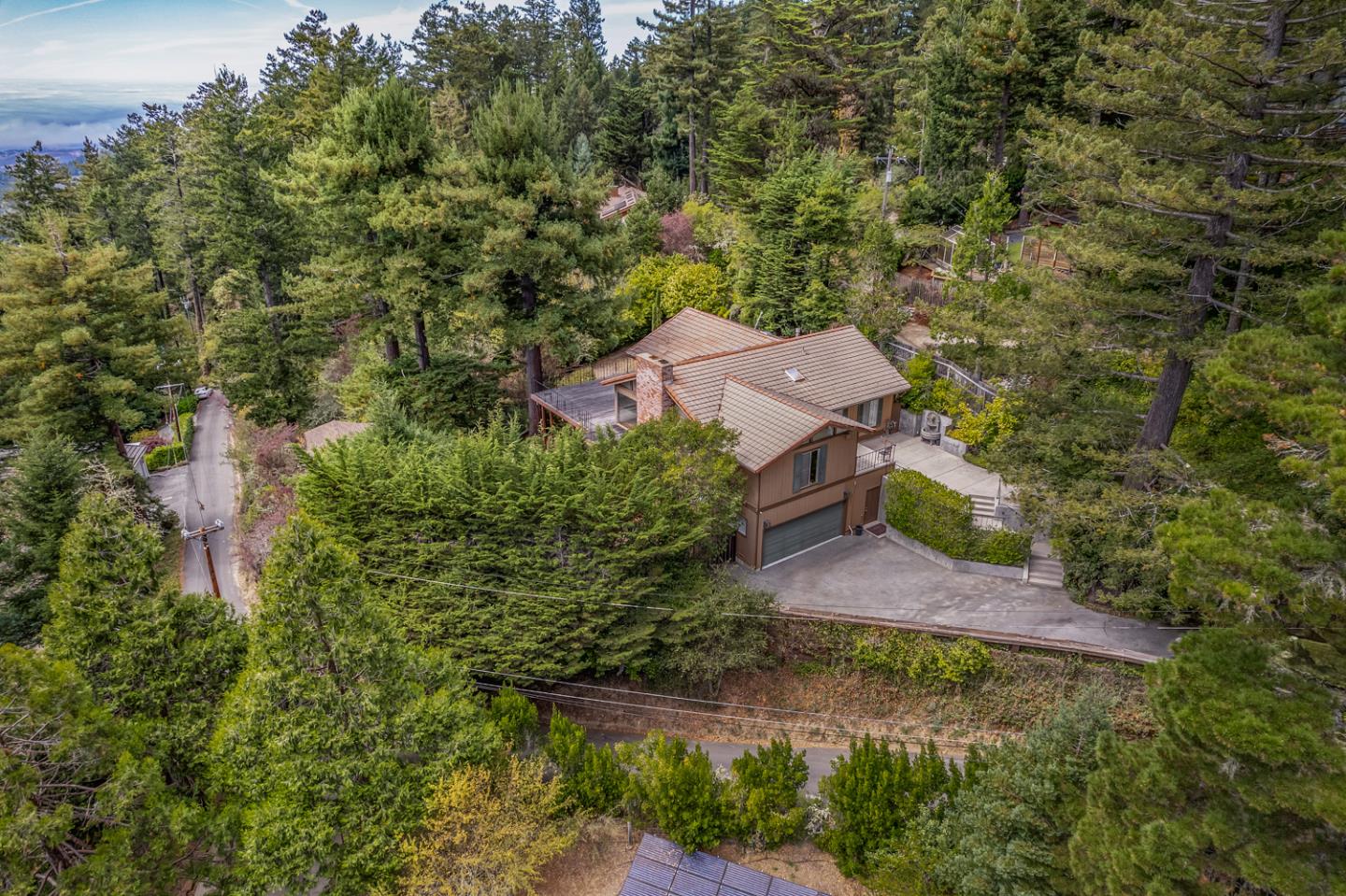 115 Forest View Road Woodside, CA 94062 - Photo 25 of 26 Gallery Image 25