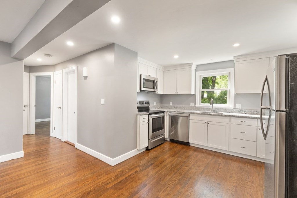 16 Catalina Road Lynn, MA 01905 - Photo 16 of 30 Gallery Image 16