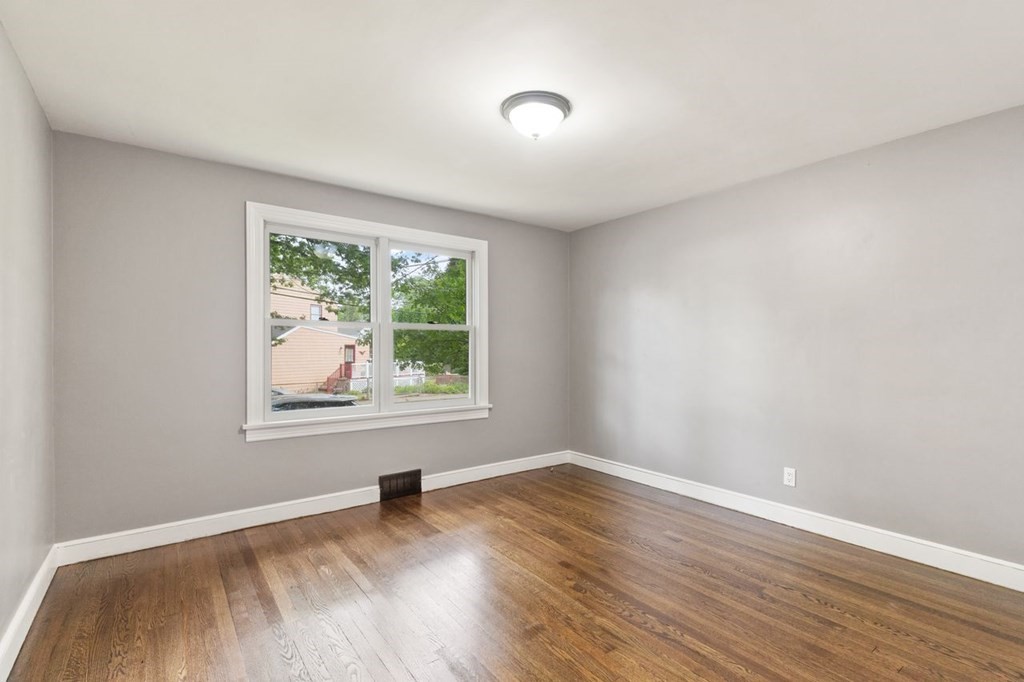 16 Catalina Road Lynn, MA 01905 - Photo 18 of 30 Gallery Image 18