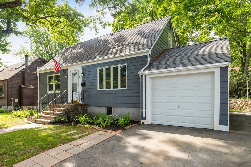 16 Catalina Road Lynn, MA 01905 - Photo 2 of 30 Gallery Image 2