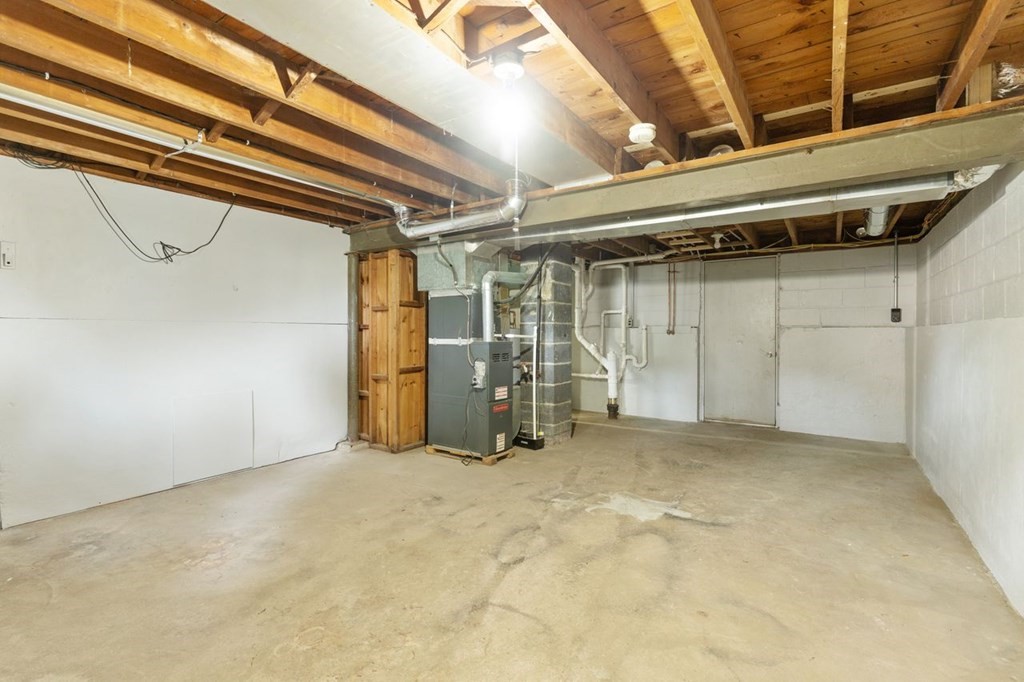 16 Catalina Road Lynn, MA 01905 - Photo 24 of 30 Gallery Image 24