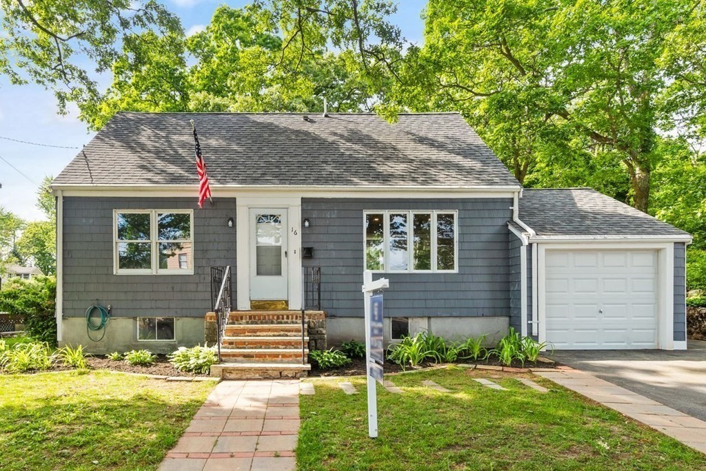 16 Catalina Road Lynn, MA 01905 - Photo 3 of 30 Gallery Image 3