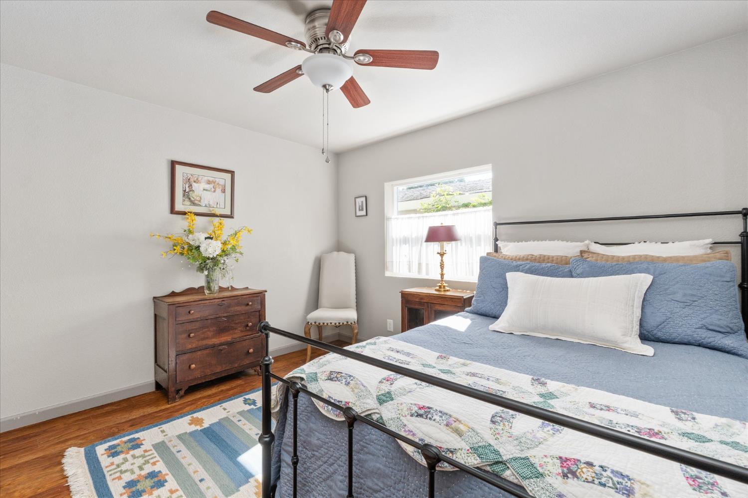 340 Tom Bell Road, Unit 259 Murphys, CA 95247 - Photo 19 of 43 Bedroom #2 with lighted ceiling fan.