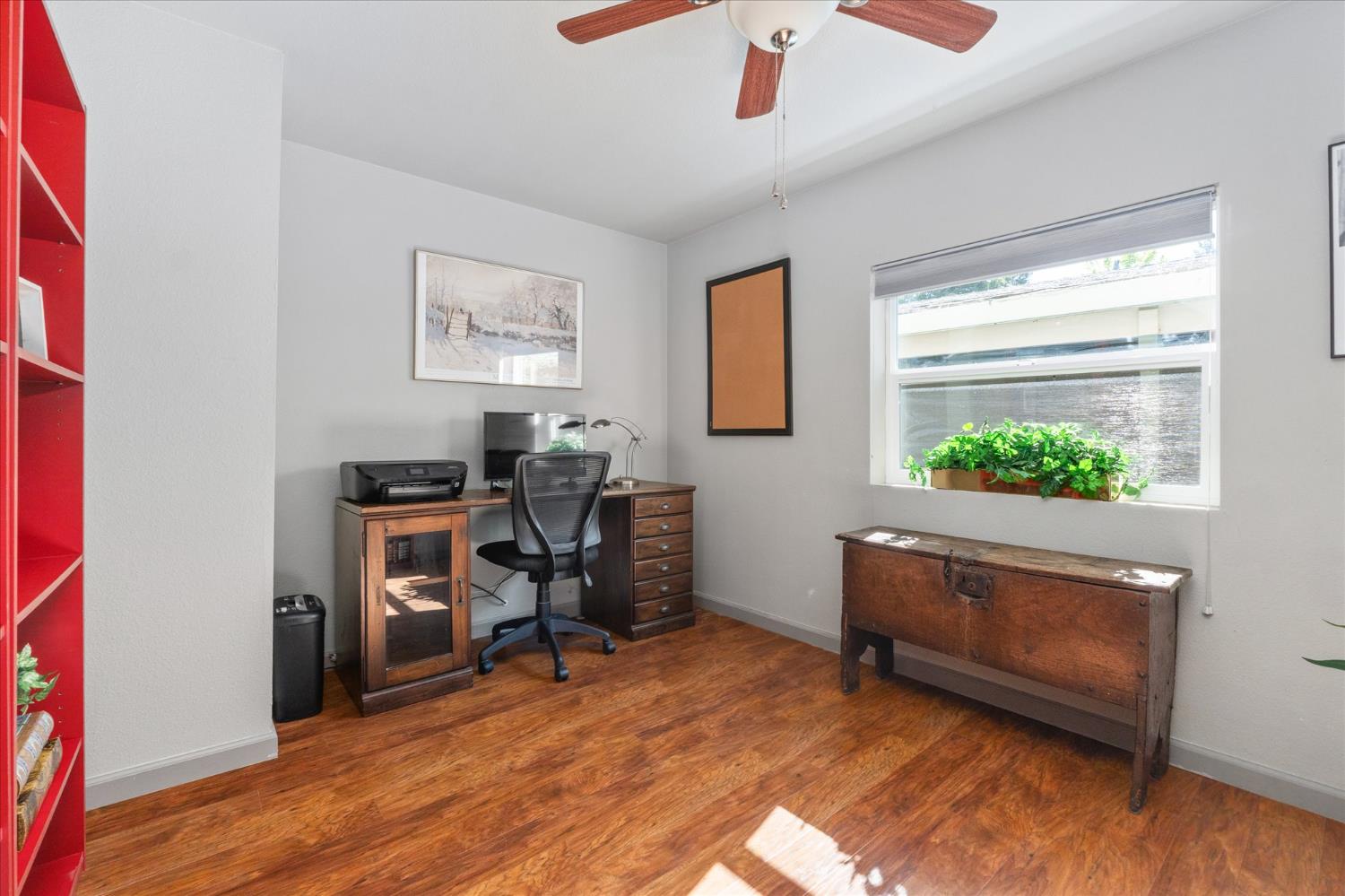 340 Tom Bell Road, Unit 259 Murphys, CA 95247 - Photo 20 of 43 Office (optional bedroom #3) with lighted ceiling fan.
