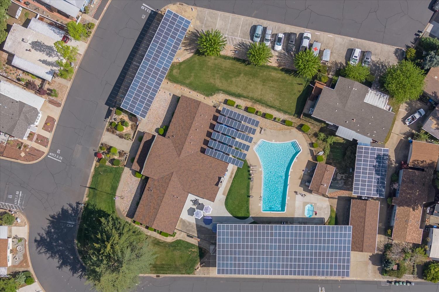 340 Tom Bell Road, Unit 259 Murphys, CA 95247 - Photo 34 of 43 Murphys Diggins Estates community offices, clubhouse and amenities.