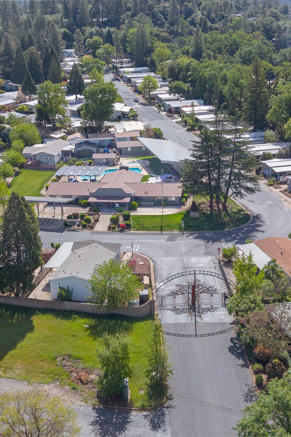 340 Tom Bell Road, Unit 259 Murphys, CA 95247 - Photo 35 of 43 The entrance to Murphys Diggins Estates boasts a beautiful artistic metal security gate.