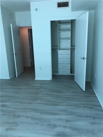$3,125 | 500 Brickell Avenue, Unit 2308, Miami, FL 33131